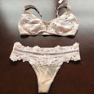 Victorias Secret blush pink Bralette panty set